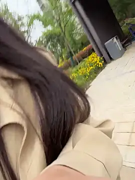 lucyxiaolulu online show from 04/05/26, 01:14