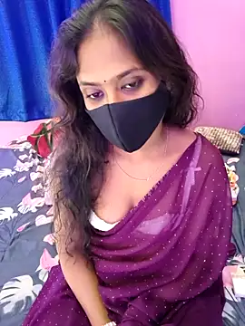 Snapshot of Lena_mahiyaa chatting on 04/03/26, 09:35 Lena mahiyaa online show from 04/03/26, 09:35