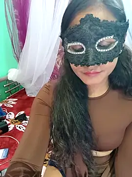 Snapshot of Lena_mahiyaa chatting on 04/07/26, 03:45 Lena mahiyaa online show from 04/07/26, 03:45