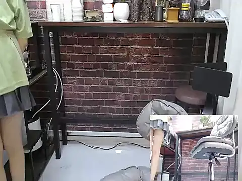 Latte-01 online show from 04/12/26, 03:17