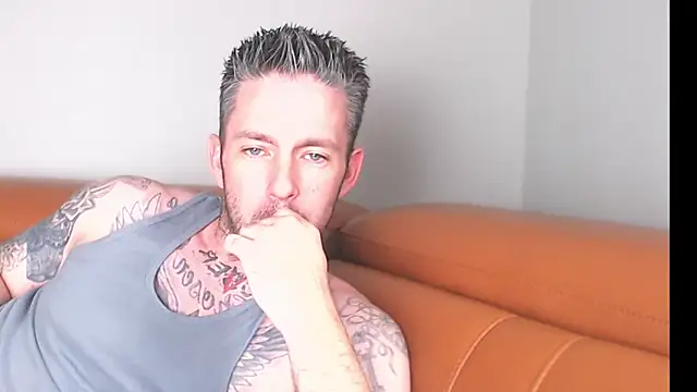 SkylarrGrey online show from 04/02/26, 08:17