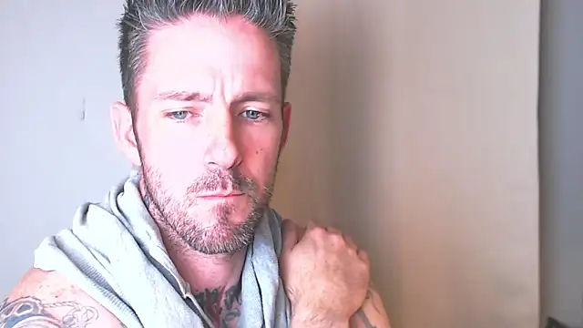 SkylarrGrey online show from 04/03/26, 08:23