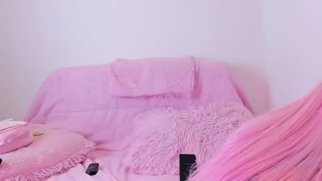 estrellaO O online show from 04/12/26, 12:26