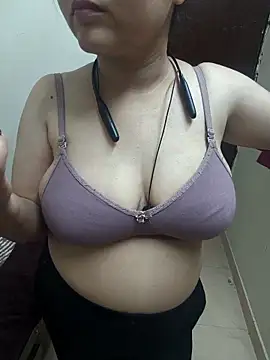 neelam rawat online show from 03/26/26, 06:35