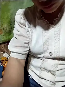 Snapshot of sfgggg1111 chatting on 04/11/26, 07:45 sfgggg1111 online show from 04/11/26, 07:45