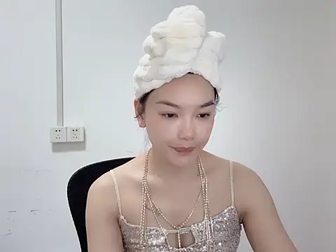 Snapshot of leilei998 chatting on 03/24/26, 06:51 leilei998 online show from 03/24/26, 06:51