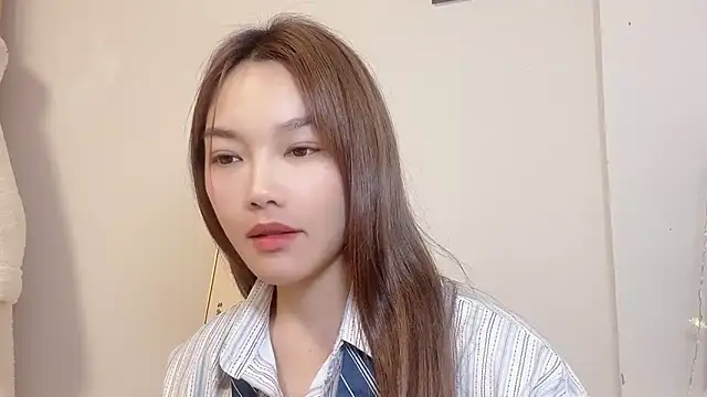 Snapshot of leilei998 chatting on 04/07/26, 03:01 leilei998 online show from 04/07/26, 03:01