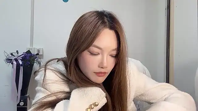 Snapshot of leilei998 chatting on 04/14/26, 05:08 leilei998 online show from 04/14/26, 05:08