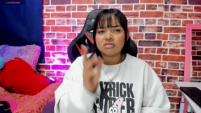 SofiiaCutee online show from 05/15/26, 03:35