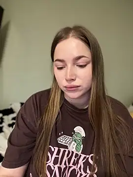 Snapshot of milana_millka chatting on 03/27/26, 09:42 milana millka online show from 03/27/26, 09:42