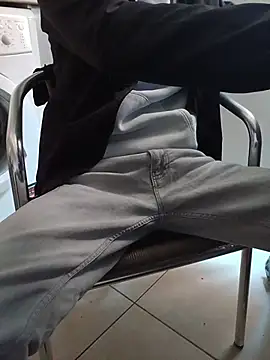 Skinboy06 online show from 04/01/26, 03:42