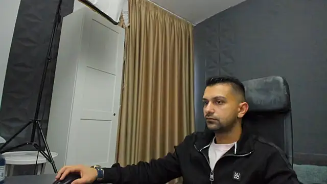 BryceReign online show from 03/22/26, 05:44