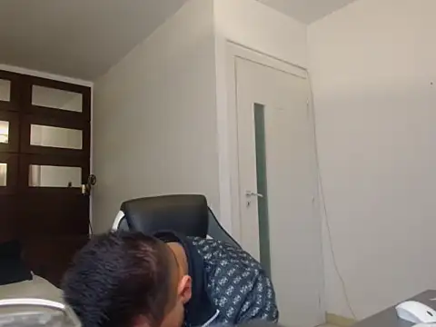 BryceReign online show from 04/14/26, 04:18