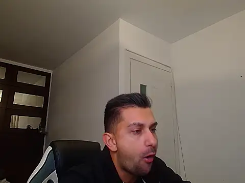 BryceReign online show from 05/20/26, 04:18