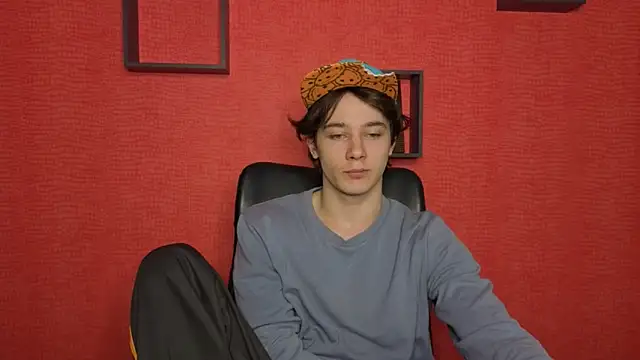 KevinStrike online show from 04/07/26, 01:11