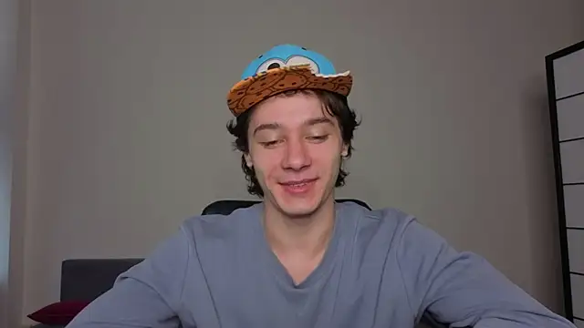 KevinStrike online show from 04/08/26, 01:22