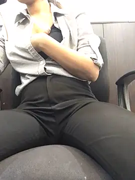 Rajukummr online show from 04/13/26, 12:10