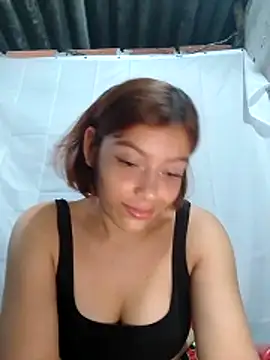 ESTRELLA-HOT- online show from 04/09/26, 12:32