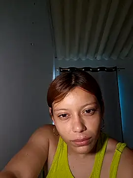 ESTRELLA-HOT- online show from 04/16/26, 09:50