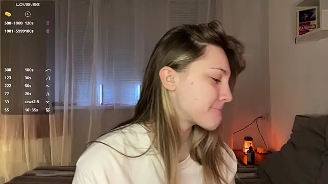 1Kellynaive online show from 04/17/26, 05:05