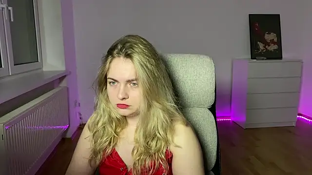 EvaKraz online show from 04/13/26, 08:14