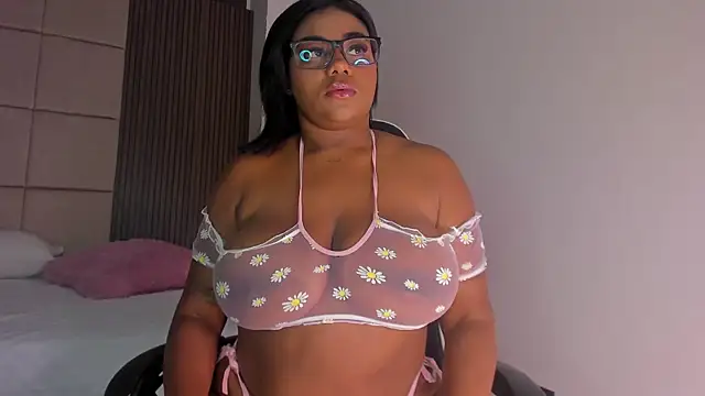 Astrid leon online show from 04/10/26, 01:55