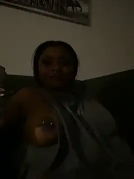 Snapshot of MILLIONDOLLARPUSSY95 chatting on 04/07/26, 02:01 MILLIONDOLLARPUSSY95 online show from 04/07/26, 02:01