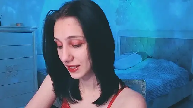 MilaVey online show from 04/15/26, 07:58