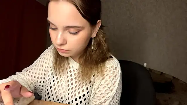 Snapshot of SageFennell chatting on 04/02/26, 07:44 SageFennell online show from 04/02/26, 07:44