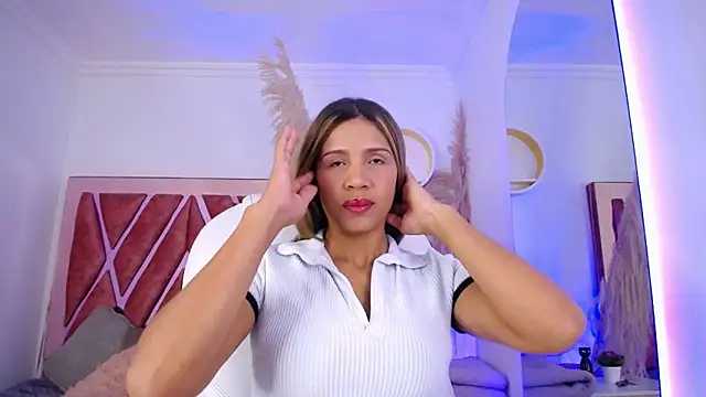 Elizabeth Evans1 online show from 03/25/26, 11:27