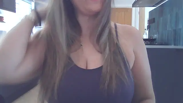 Snapshot of Goddess-GraceX chatting on 04/02/26, 12:25 Goddess-GraceX online show from 04/02/26, 12:25