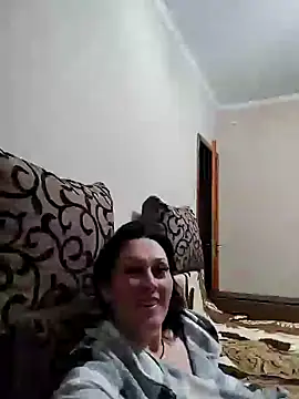 Snapshot of HelgaDennis chatting on 03/25/26, 10:49 HelgaDennis online show from 03/25/26, 10:49