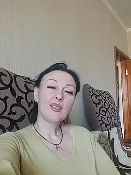 Snapshot of HelgaDennis chatting on 03/27/26, 08:26 HelgaDennis online show from 03/27/26, 08:26