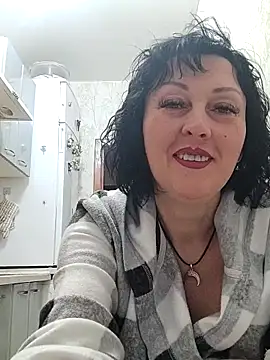 Snapshot of HelgaDennis chatting on 04/06/26, 03:26 HelgaDennis online show from 04/06/26, 03:26