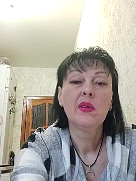 Snapshot of HelgaDennis chatting on 04/13/26, 03:56 HelgaDennis online show from 04/13/26, 03:56