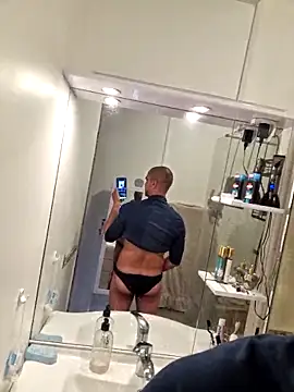 Justfunfree online show from 03/30/26, 02:29