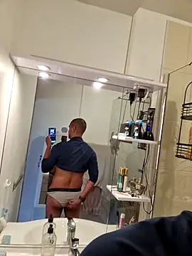 Justfunfree online show from 04/03/26, 01:53