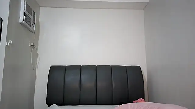 misscutee online show from 04/16/26, 09:39