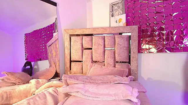 Dannie   online show from 04/15/26, 07:58