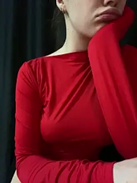 shrie beverlyy045 online show from 04/12/26, 02:05