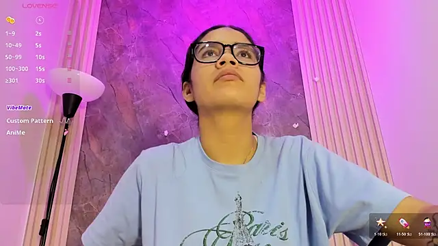 Snapshot of alina_sauvage chatting on 07/10/26, 11:35 alina sauvage online show from 07/10/26, 11:35