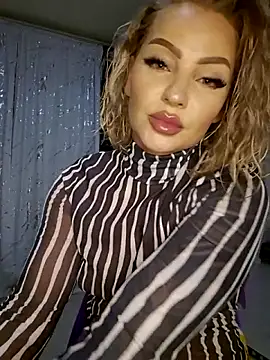 AngelGlowx online show from 04/17/26, 08:56