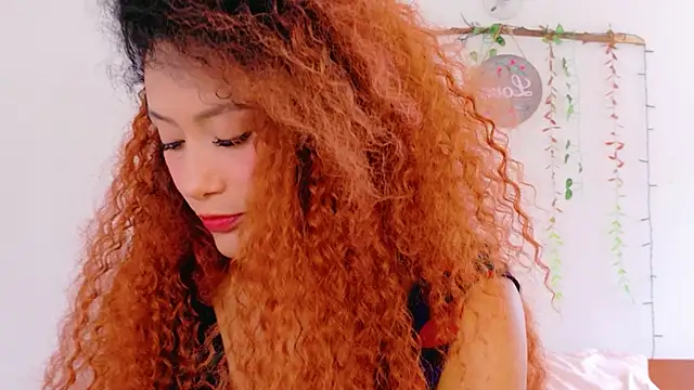 Snapshot of Ajua__Uva chatting on 03/30/26, 06:20 Ajua Uva online show from 03/30/26, 06:20