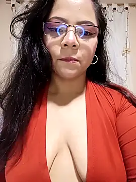 ROUSSE SINCLAIR online show from 04/15/26, 07:58