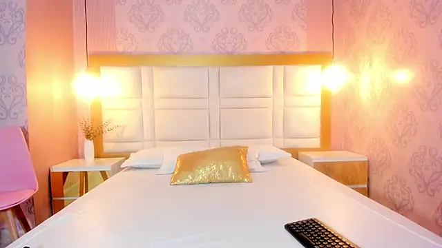 Alanah R online show from 03/25/26, 03:07