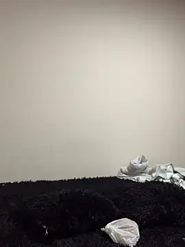 Snapshot of -Zoe_Jack- chatting on 04/13/26, 01:05 -Zoe Jack- online show from 04/13/26, 01:05