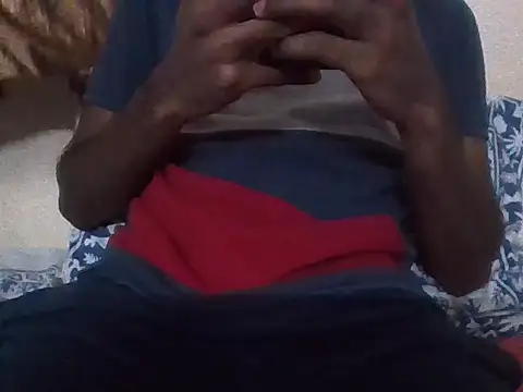 Snapshot of bulls_eye35 chatting on 04/01/26, 03:51 bulls eye35 online show from 04/01/26, 03:51