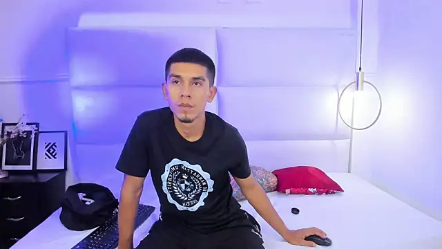 your d0ll1 online show from 04/13/26, 12:54