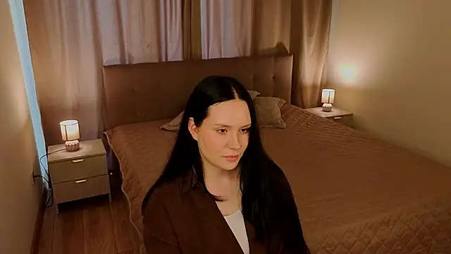 DeloresSaberi online show from 04/08/26, 04:12