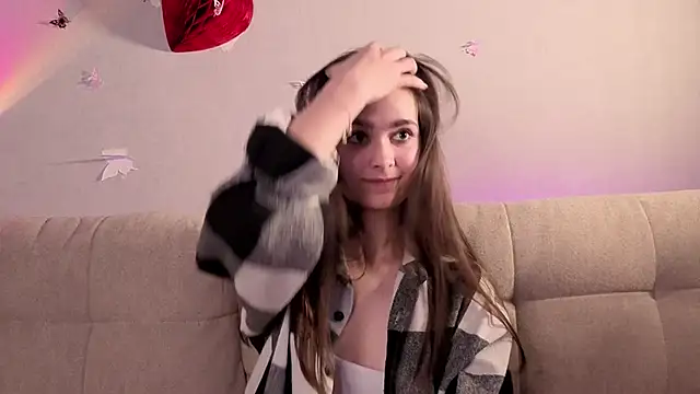 LuciKardos online show from 03/27/26, 08:08